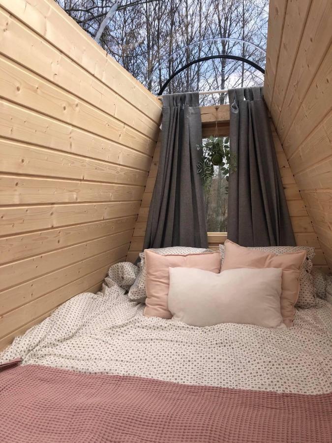 Niiralan Tila : Starlite Cabin Laitila Екстериор снимка