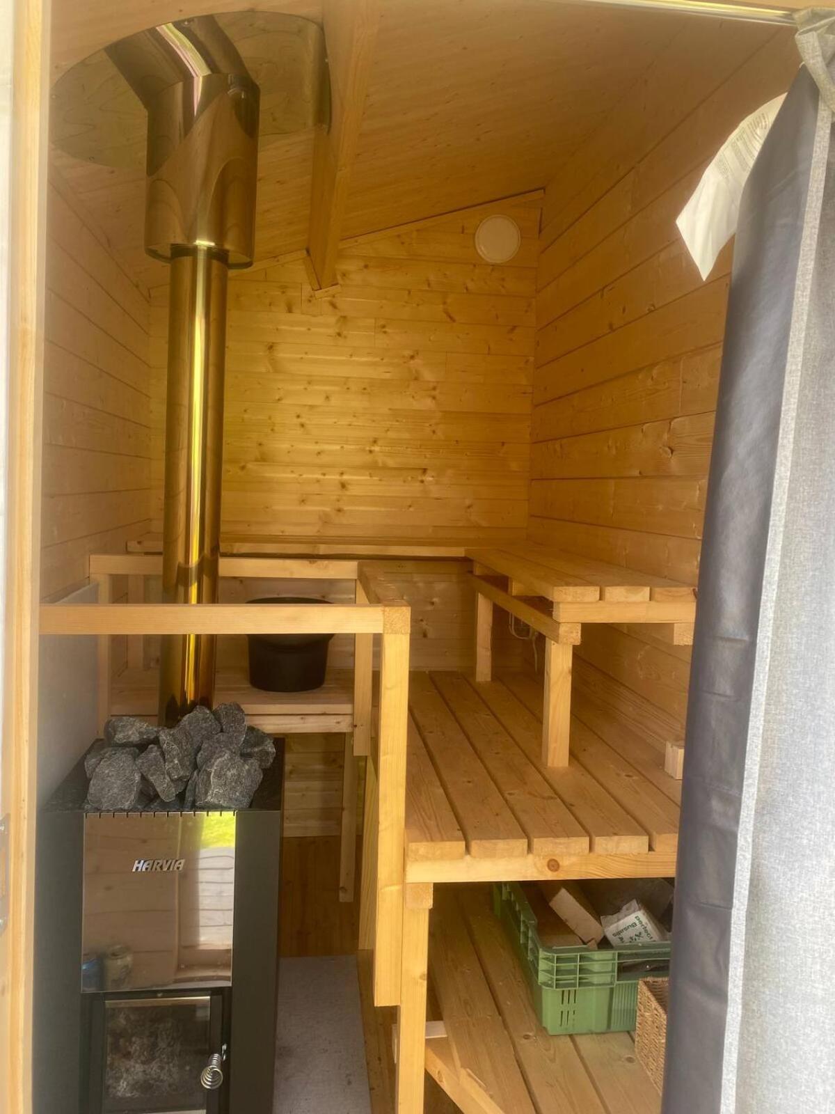 Niiralan Tila : Starlite Cabin Laitila Екстериор снимка